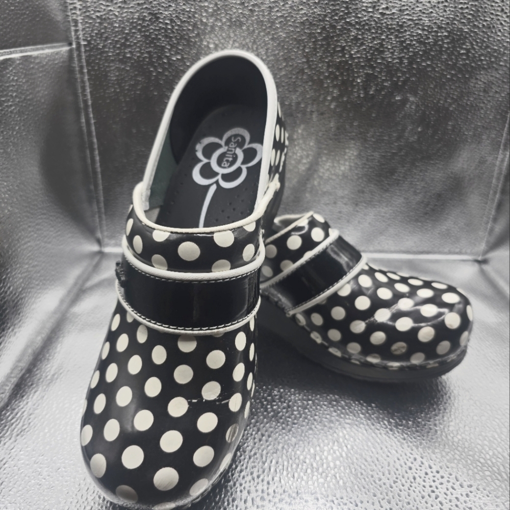 Sanita polkadot Dota size 6.5 (37) work slip on shoes woman